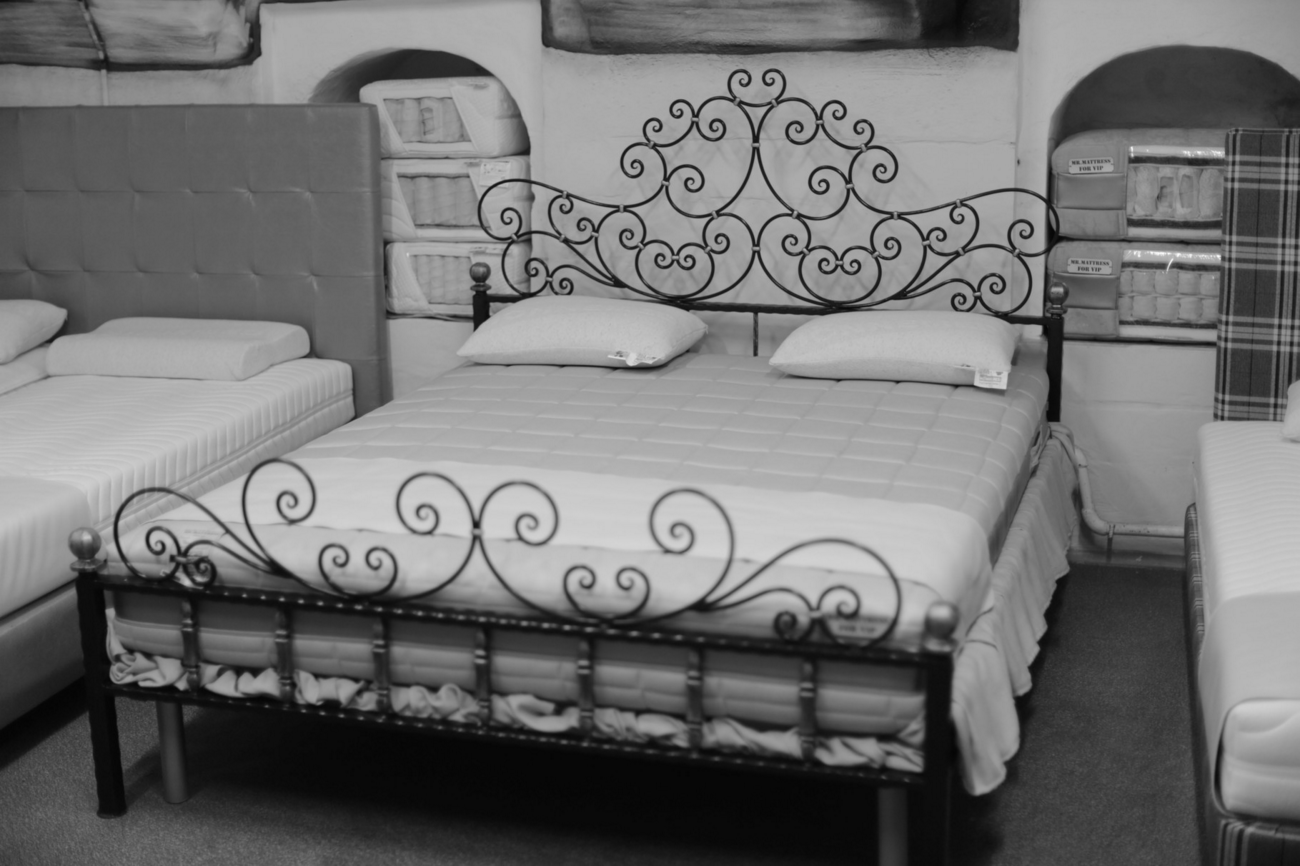 Кровати на заказ Mr.Mattress